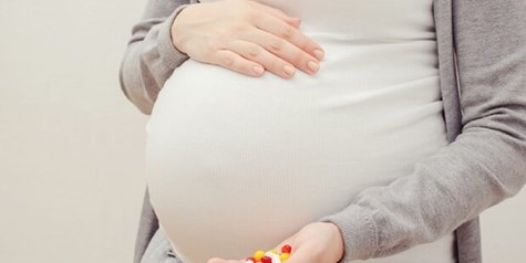 هشدارهای یک متخصص زنان درباره خوددرمانی و تغذیه نادرست در بارداری