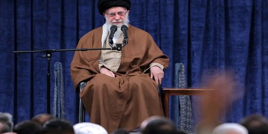 رهبر انقلاب: ملت ایران هرکس که مزدوری آمریکا را کند، لگدمال خواهد کرد