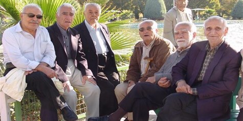 سال ۱۴۳۰ از هر ۴ ایرانی یک نفر سالمند است