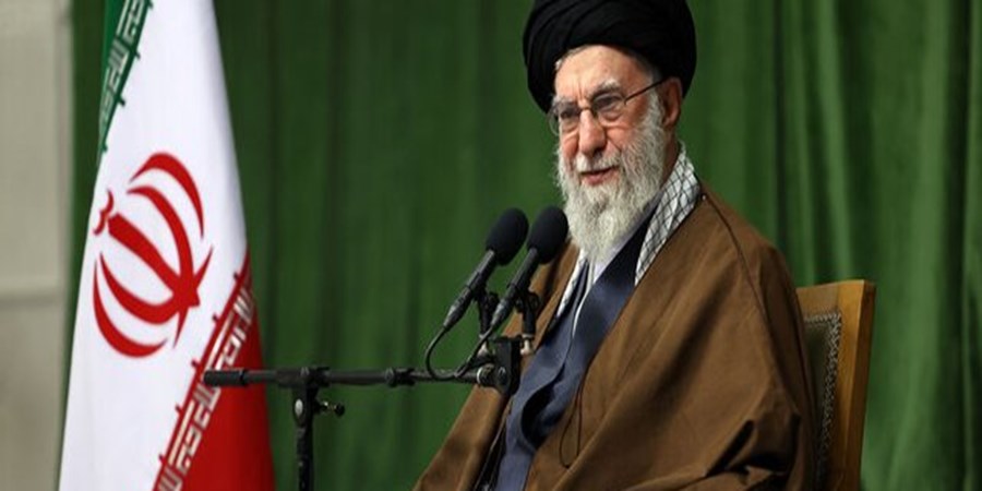 رهبر انقلاب: جوانان ما خوب هستند/رفتار برخی دستگاه‌ها انتقال ارزش‌های شهدا را نشان نمی‌دهد