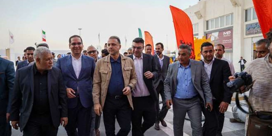 حمایت از صنعتگران داخلی از مهم‌ترین وظایف ماست