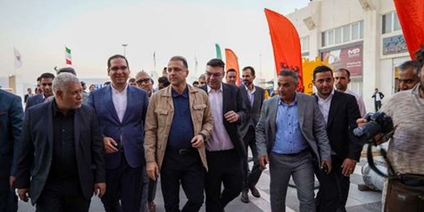 حمایت از صنعتگران داخلی از مهم‌ترین وظایف ماست