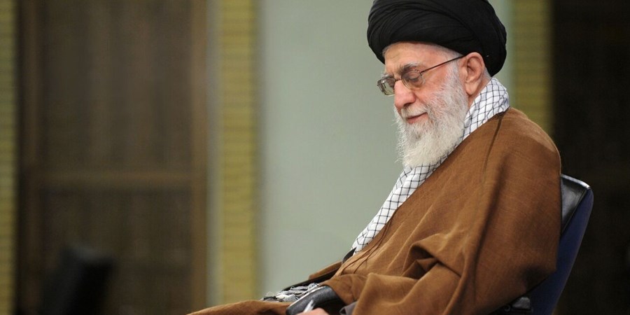 موافقت رهبر انقلاب با عفو و تخفیف مجازات جمعی از محکومان