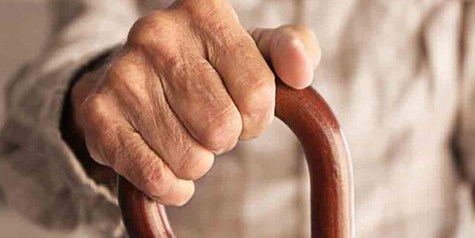 افزایش دمای هوا بزرگ‌ترین تهدید سلامتی برای سالمندان/ هشدار درباره علائم گرمازدگی و افزایش احتمال بستری در بیمارستان‌ها