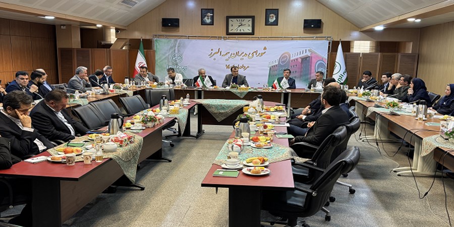 مدیرعامل بیمه البرز در شورای مدیران: صداقت، شفافیت و پایبندی به اصول حرفه ای، رمز ماندگاری سازمان است