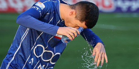 اضافه شدن منیر الحدادی به اردوی استقلال/ آسانی در راه تهران