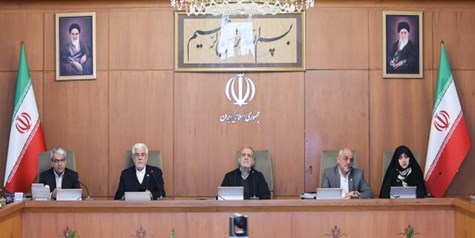 تاکید پزشکیان در رسیدگی به خانواده‌ آسیب‌دیدگان و پیگیری برای تسریع در آزادی زندانیان