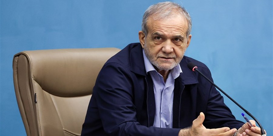 پزشکیان: توسعه ناوگان عمومی و تکمیل کریدورهای ریلی در اولویت است